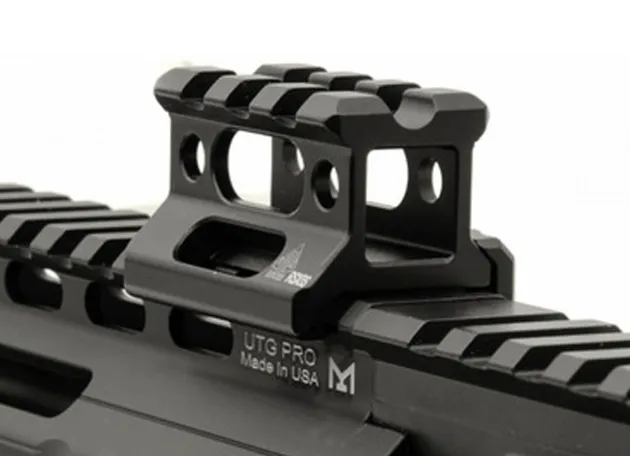 A67012C - Rail UTG Haut fixation Torx