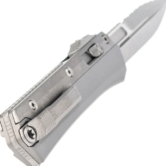 184-11APNC - Microtech Glykon Bayonet Top Serrated Natural Clear