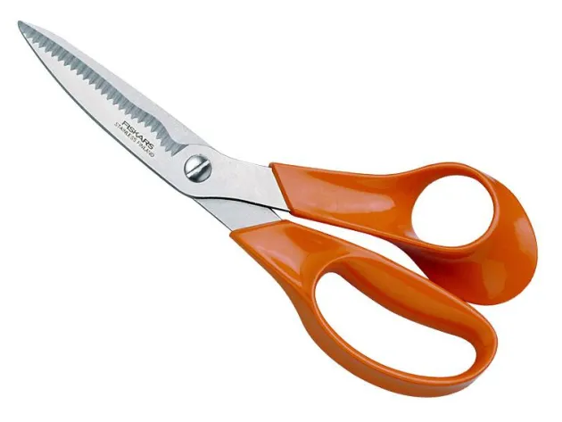BEL9871 CISEAUX CUISINE DROITIER FISKARS 18CM