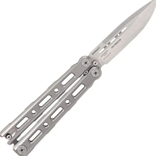 82 - Benchmade 82 Laro