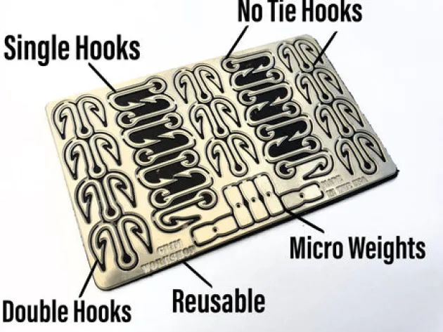 GRICARD009 - Grim Workshop carte de survie set hamecons