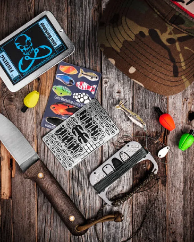 GRICARD009 - Grim Workshop carte de survie set hamecons