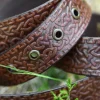 1616550500 - LARP Ceinture cuir avec boucle et gaufrage celtique