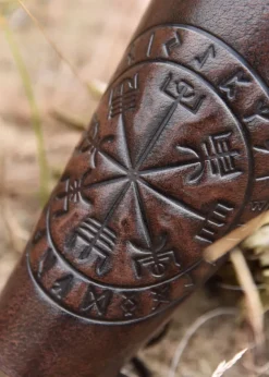 1680000350 - LARP 1 Protège-bras en cuir avec embossage Vegvísir, marron, 1 pièce
