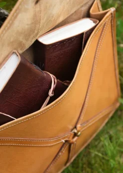 1616398800 - LARP Sac romain en cuir, Pera
