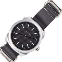LAY01 - Layer Watch Automatique Fibre de carbone Prototype 01