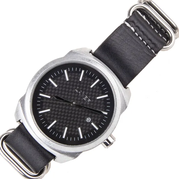 LAY01 - Layer Watch Automatique Fibre de carbone Prototype 01