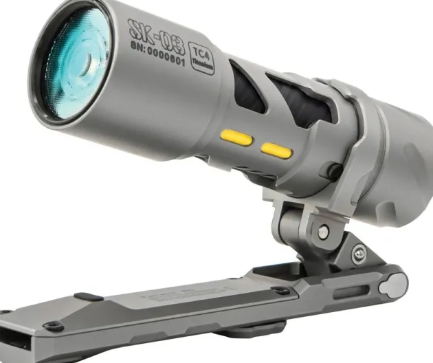 LPGSK03TIP - LOOP GEAR SK03 Lampe Torche Titanium Pro 1000lm 14500 920mAh USB-C