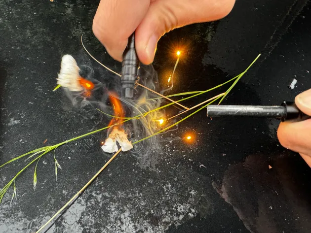 MAR110 - MARATAC Survival Fire Starter