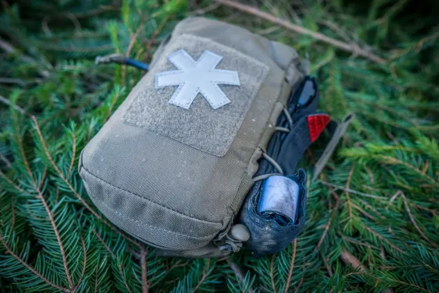 MO-M02-CD-01 - Helikon Tex Kit individuel modulaire premier secours Cordura Noir