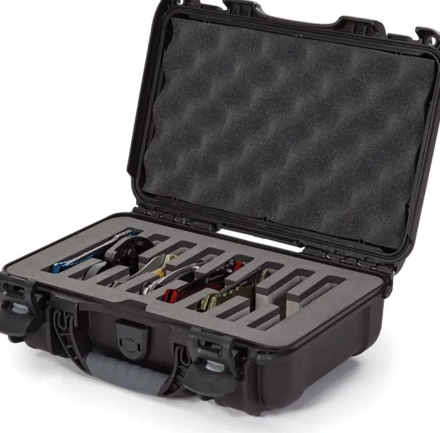 NNK90980BK8 - NANUK 909 Waterproof Case 8-Knife Boîte Etanche