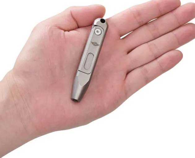 OKNOTACLED1 - OLIGHT Otacle D1 EDC Pocket Tool