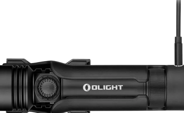 OLTSKR4PROMTBKC - Olight Seeker 4 PRO Cool White NOIR