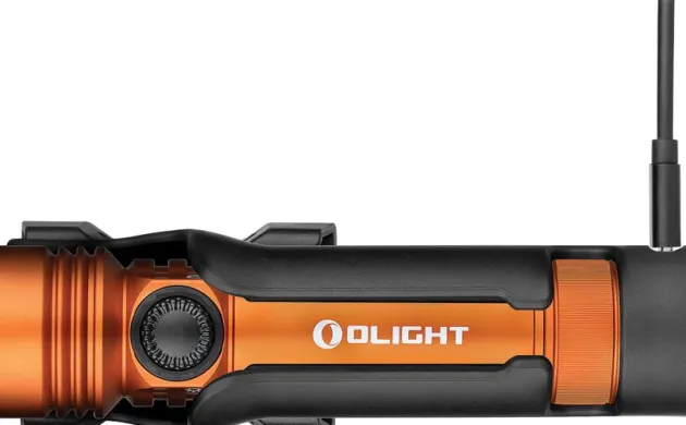 OLTSKR4PROOG - Olight Seeker 4 PRO Cool White Orange