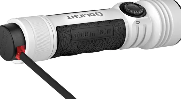 OLTSKR4PROWH - Olight Seeker 4 PRO Cool White Blanche