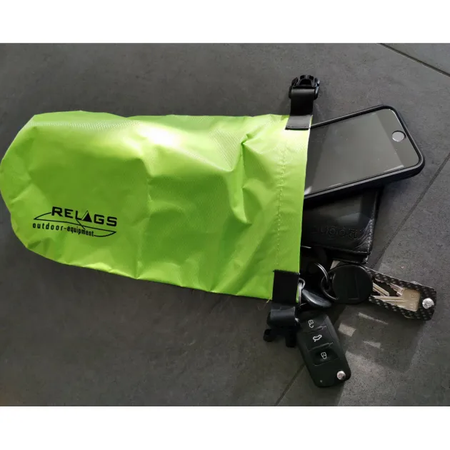 RL712102 - BASIC NATURE Dry Bag '210T' 2L Vert Pomme