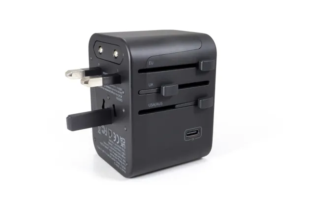 RL100360 - Origin Outdoors Adaptateur Secteur Universel