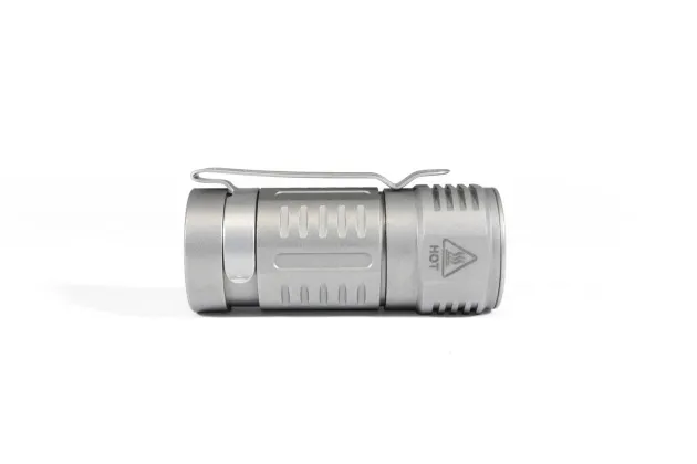 RL012505 - Origin Outdoors Lampe de poche LED Titane