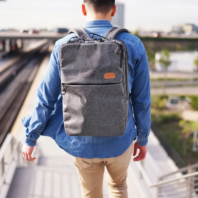 810118SBLK - Vanquest sac à dos ADDAX-18 SOLID BLACK