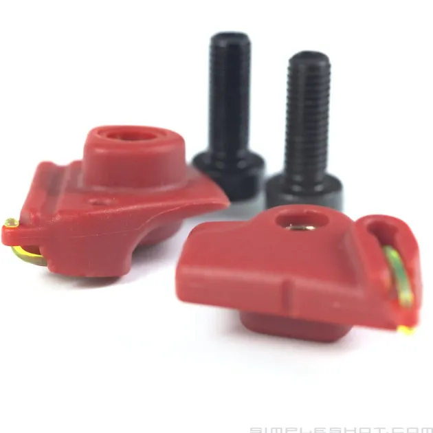 SIMSAXCLIPRD - SIMPLESHOT Axiom Clip ROUGE