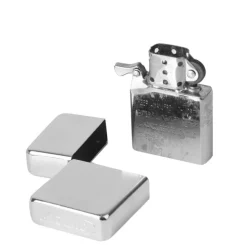 SPC19328 - Atomic Briquet à essence