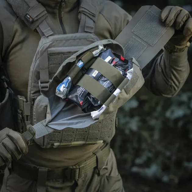 SPC38143 - M-TAC IFAK Medical Carrier Large Elite - Ranger Green Trauma Kit