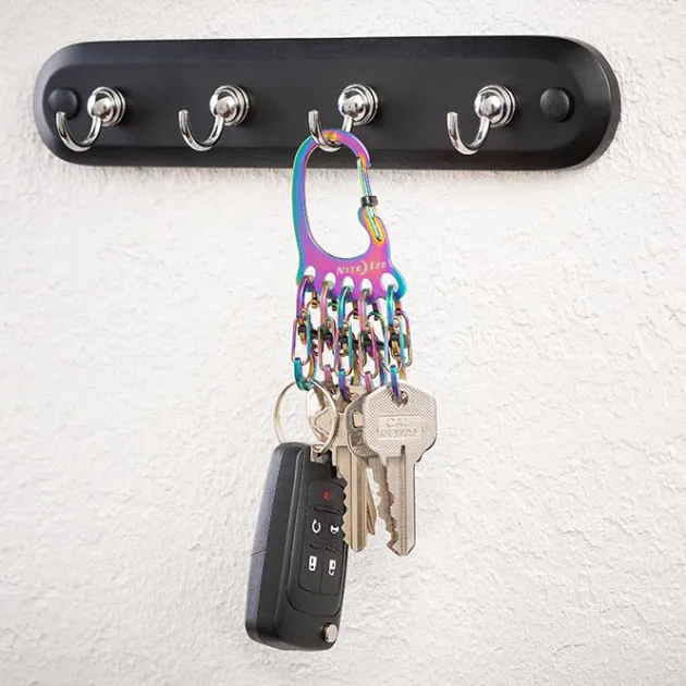 SPC33027 - Nite Ize BigFoot Locker Keyrack Spectrum