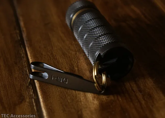 TEC07 - Tec accessories Clip de suspension par 2