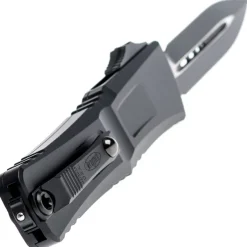 1142-1T - Microtech Combat Troodon Gen 3 D/E Black Tactical