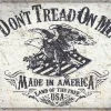 TSN2008 - Affiche Metallique Don't Tread On Me