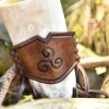 ULF-LP-33-L - LARP Porte Corne à Boire en Cuir Estampé Triskele Marron