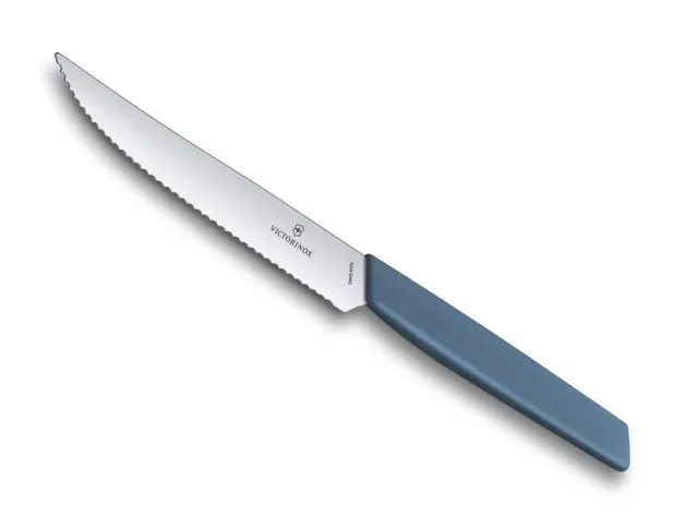 VIC6.9006.12W2 COUTEAU STEAK VICTORINOX SWISS MODERN 12CM BLEUET