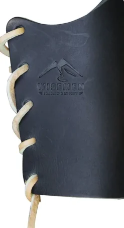 WST4237 - Wisemen Trading Protège Manche de Hache Cuir Noir